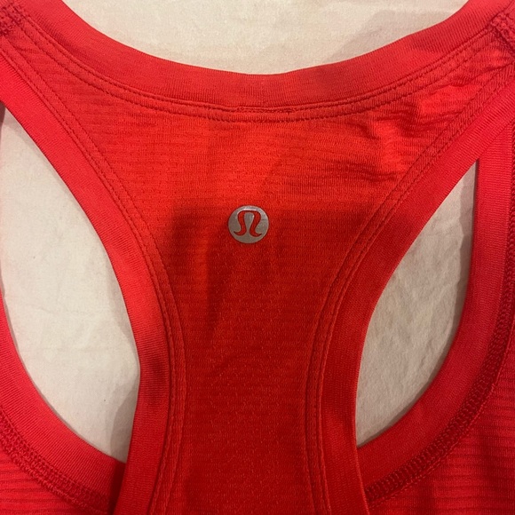 Lululemon Tank Top - Picture 3 of 4